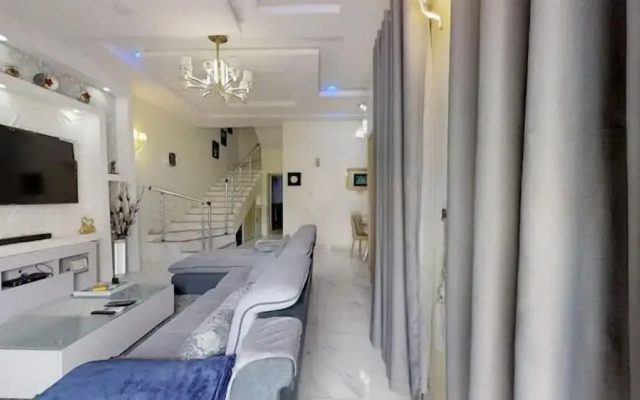 Westpark Luxury Apartment