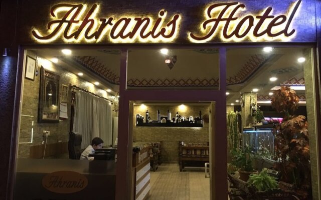 Ahranis Hotel