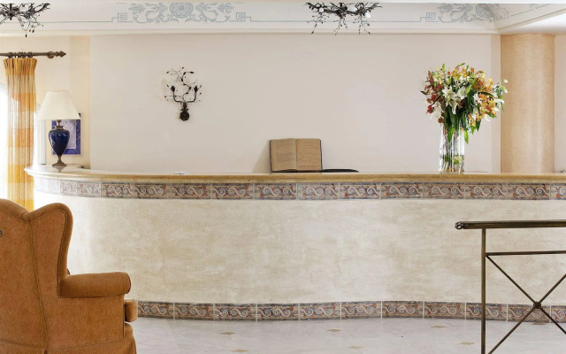 Santo Miramare Resort