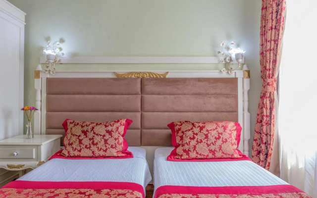 Sphendon Hotel
