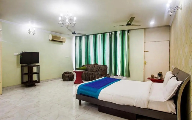 OYO Premium Patrika Chauraha Allahabad