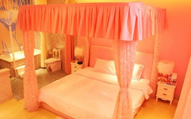 Ainors Hotel