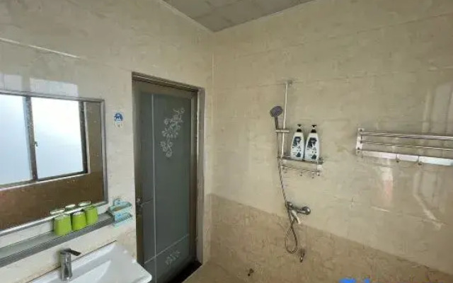 Worry-free Courtyard