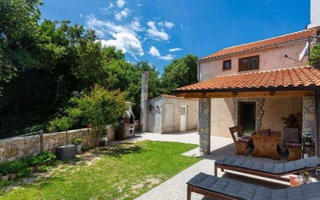 Holiday Home in Polje Near Beach