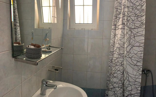 Ermis Suites