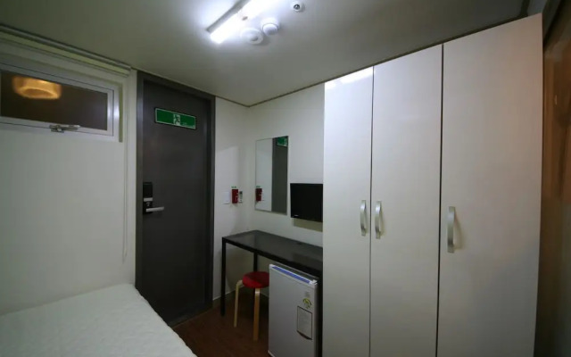 Star Guest House