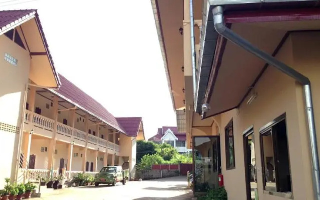 Sang Hung Heuang Hotel