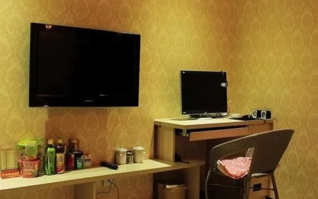 Yuxi Lucky 5 Million Fast Hotel