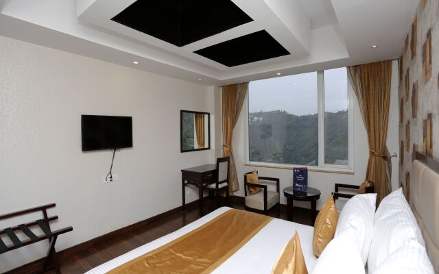 OYO 9101 Shoghi Eco Valley