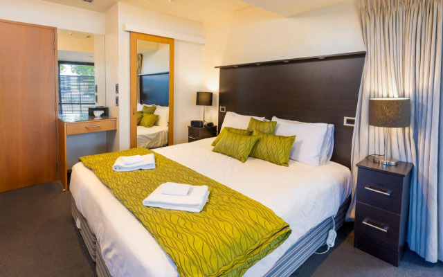 Airport Gateway Motor Lodge