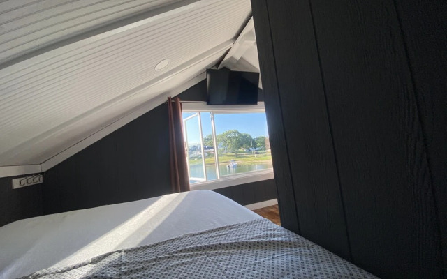 The Onset Beach Compound-Cape Cod Beach Resort & Oceanic Habitat