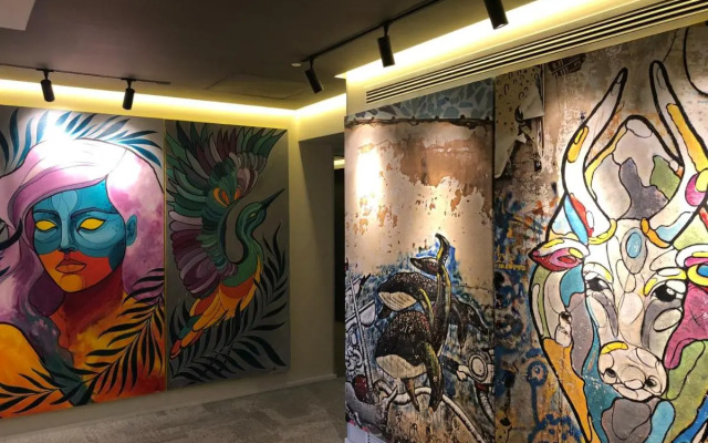 Link hotel & Hub By Dan Hotels
