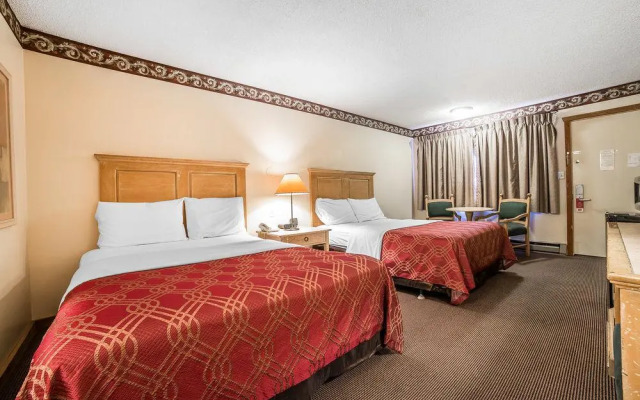 Econo Lodge Inn & Suites Flathead Valley