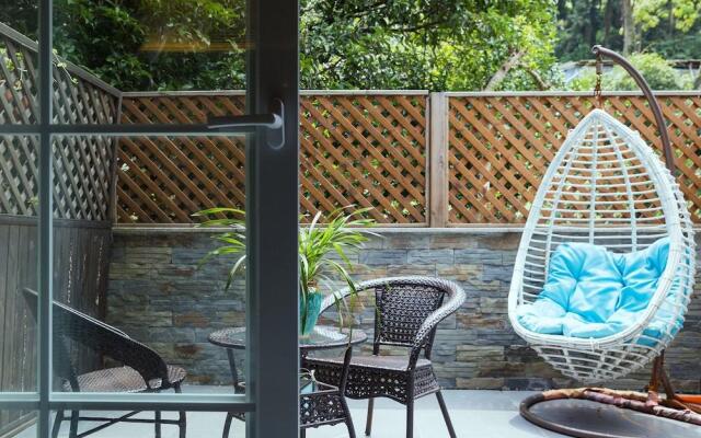 Floral Hotel Hangzhou Nuanshuyiju