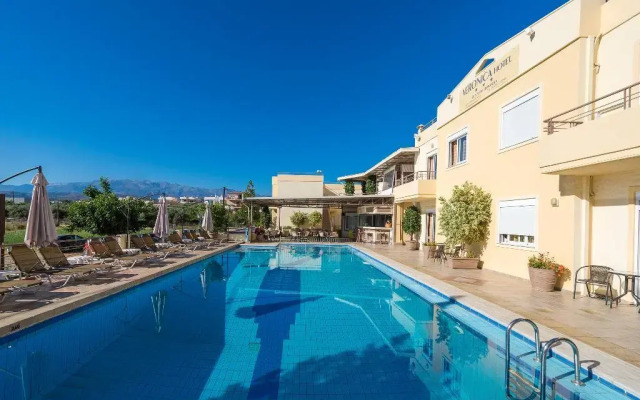 Veronica Hotel