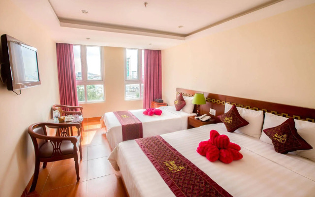 Grand Mango Hotel
