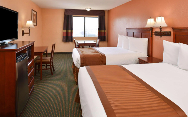 Americas Best Value Inn & Suites Bakersfield E