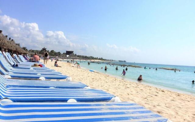 Luxurious Tulum Terrazas 2-bedroom Condominiuml