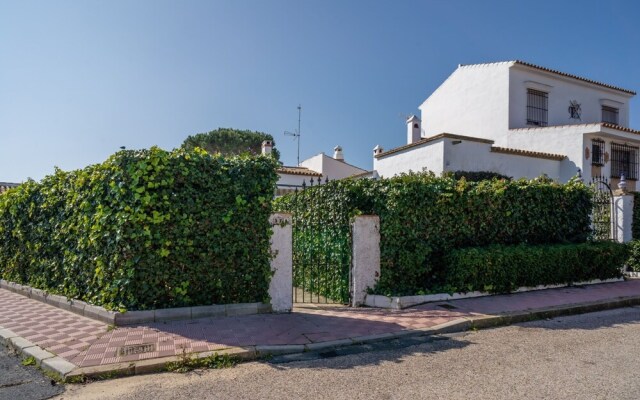 Sun-kissed Holiday Home in Huelva With Garden