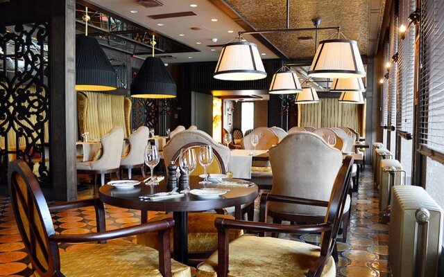 Eurostars Metropole Hotel