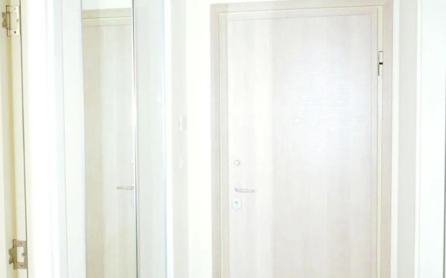 White Homes Apartments • Central Point