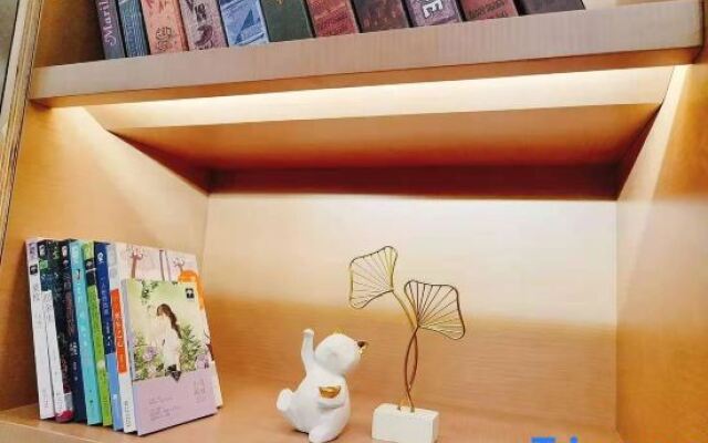 Vienna Hotel Chongqing West Station Square