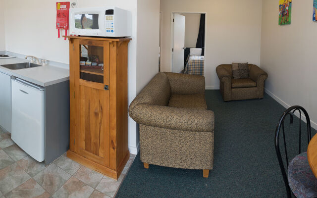 Te Anau Lakeview Holiday Park & Motels