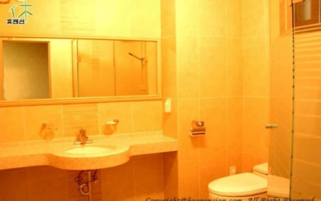 Yangyang Sea Garden Pension