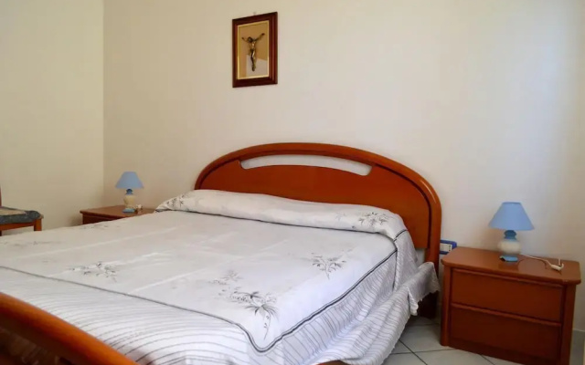 Al025a in Alcamo With 3 Bedrooms and 1 Bathrooms
