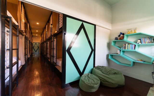 H2B Hostel