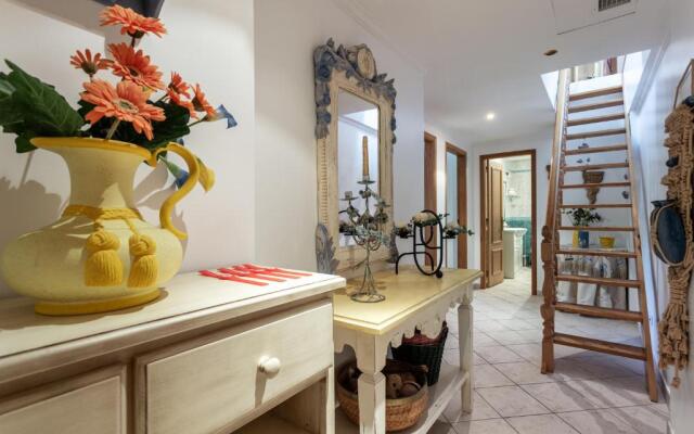 Wonderful Flats with Pool by Host Wise