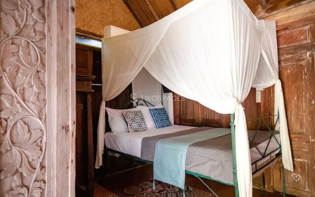 TwoSpaces Living at Kayu Beach Villa