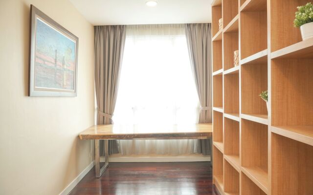 Spacious And Nice 3Br At Essence Dharmawangsa Apartment