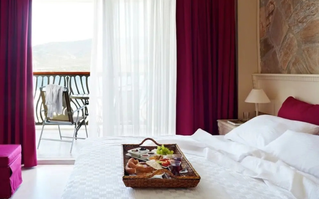 Mi Casa Beach Hotel
