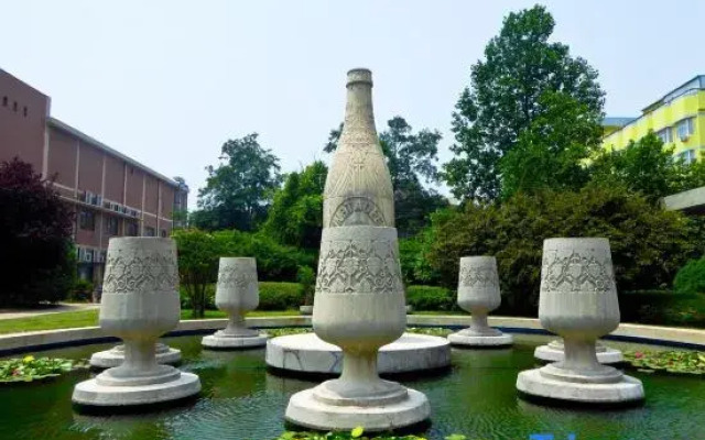 Starway Hotel (Qingdao Central Business District Chongqing South Road Branch)