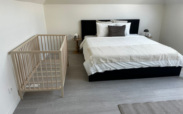 Spacious 5BR Retreat for Groups for 18P