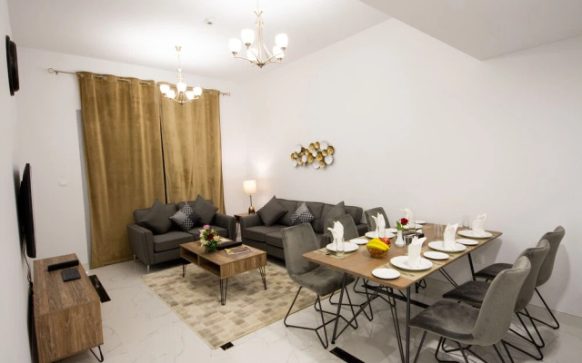 Rose Dream-Two Bedroom Furnished Apart..