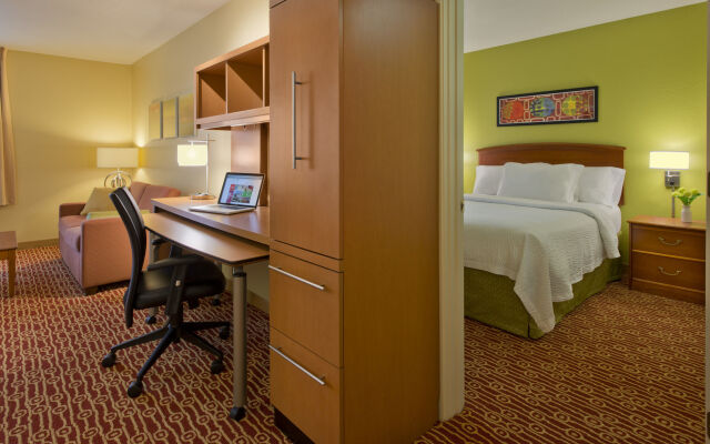 Hawthorn Extended Stay by Wyndham Cincinnati NE/Mason