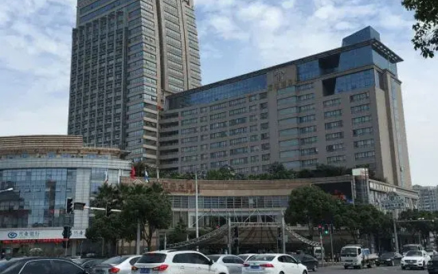 Taizhou Fangyuan Hotel Apartment