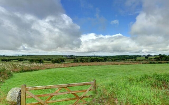 Attractive Holiday Home in Saint Breward with Private Garden