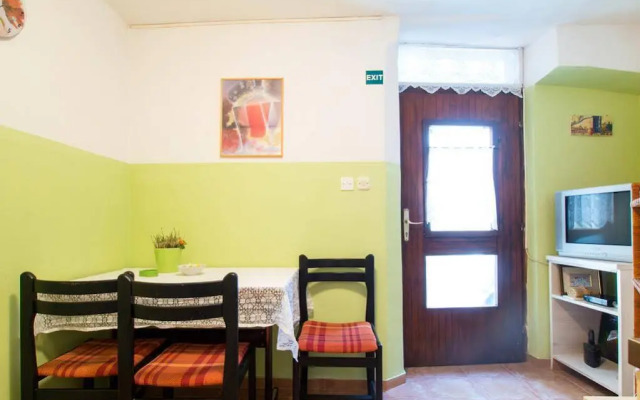 Split Accommodation
