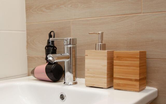 Санди на улице Сколковская 5А