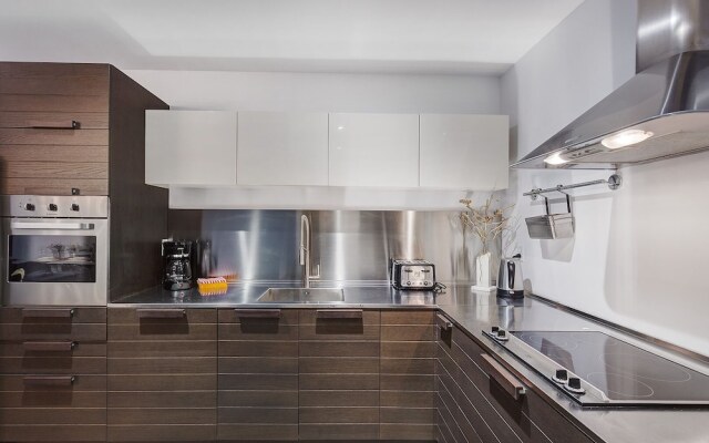 Stylish 2 Bdr Lofts - Financial District