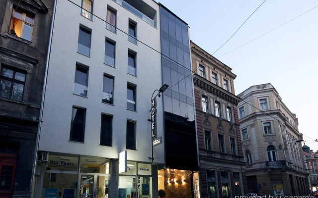 City Boutique Hotel
