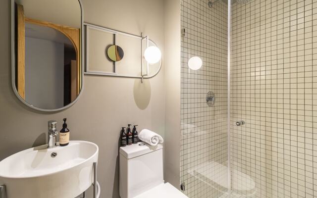 Casa Londres by Kukun