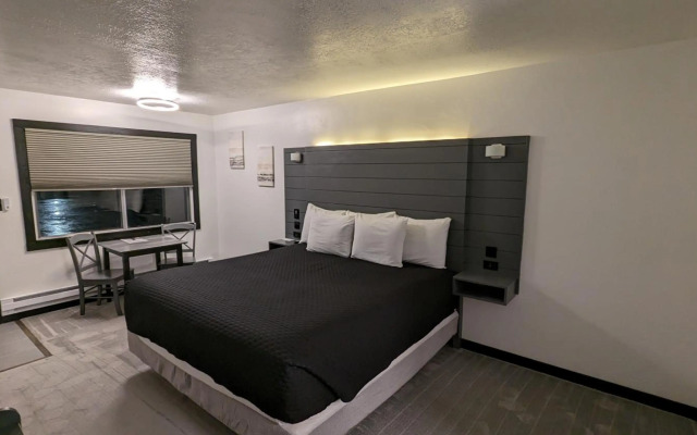 Travelodge by Wyndham Salina