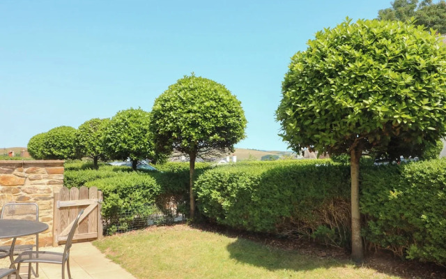 5 Combehaven