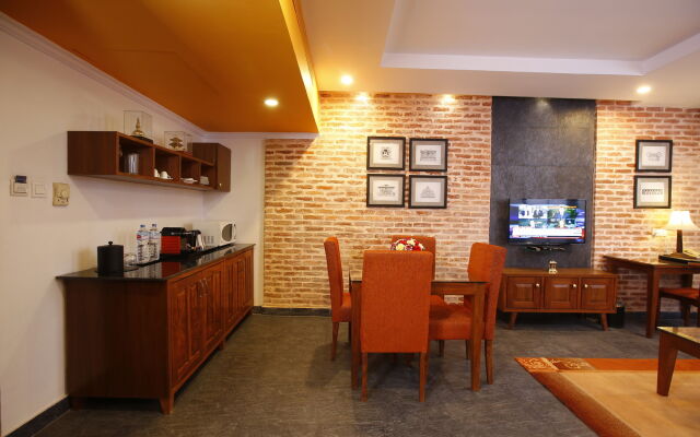 Royal Singi Hotel