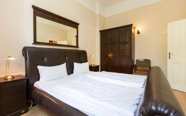 Villa Arcadia App 02