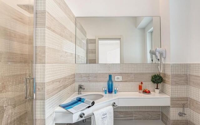 El Royale Suites Sorrento - Blanco